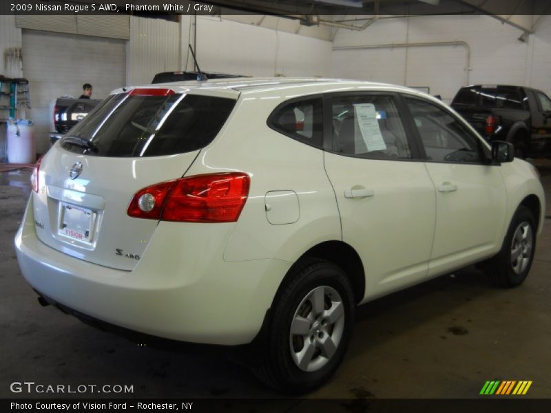 Phantom White / Gray 2009 Nissan Rogue S AWD