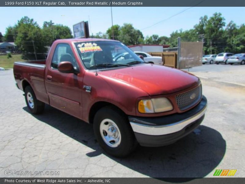 Toreador Red Metallic / Medium Graphite 1999 Ford F150 XLT Regular Cab