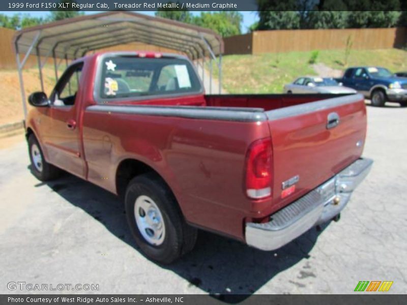 Toreador Red Metallic / Medium Graphite 1999 Ford F150 XLT Regular Cab