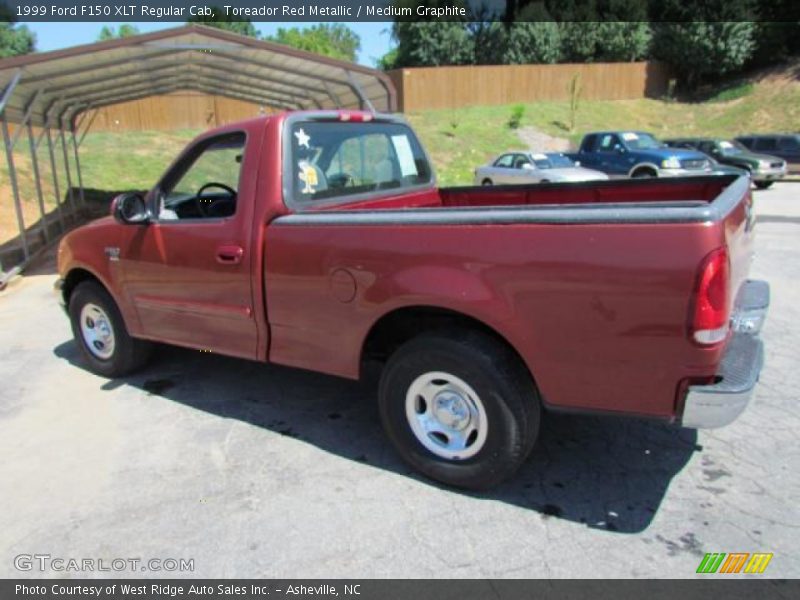 Toreador Red Metallic / Medium Graphite 1999 Ford F150 XLT Regular Cab