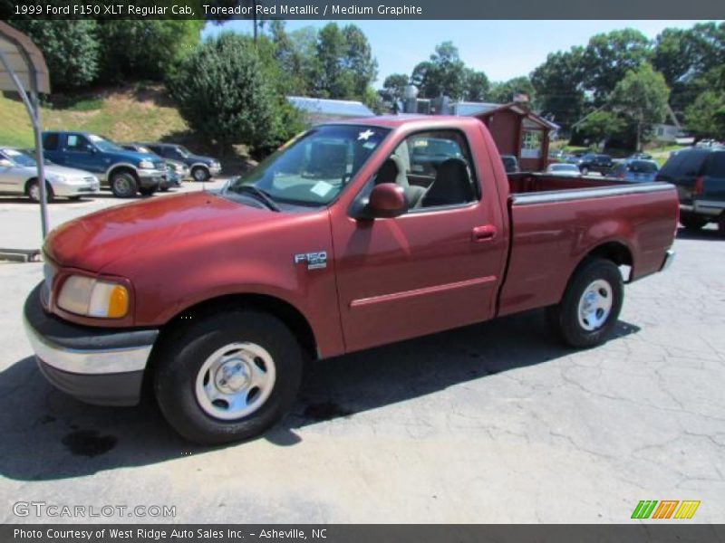 Toreador Red Metallic / Medium Graphite 1999 Ford F150 XLT Regular Cab
