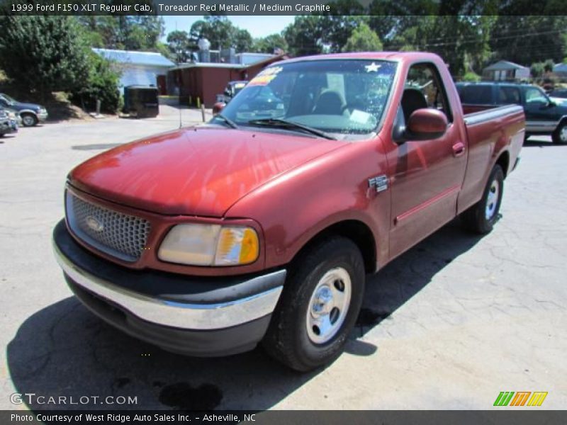 Toreador Red Metallic / Medium Graphite 1999 Ford F150 XLT Regular Cab