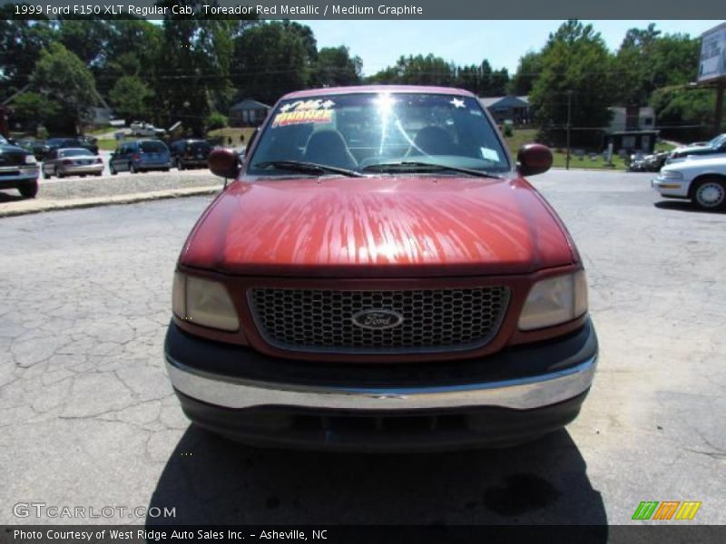 Toreador Red Metallic / Medium Graphite 1999 Ford F150 XLT Regular Cab