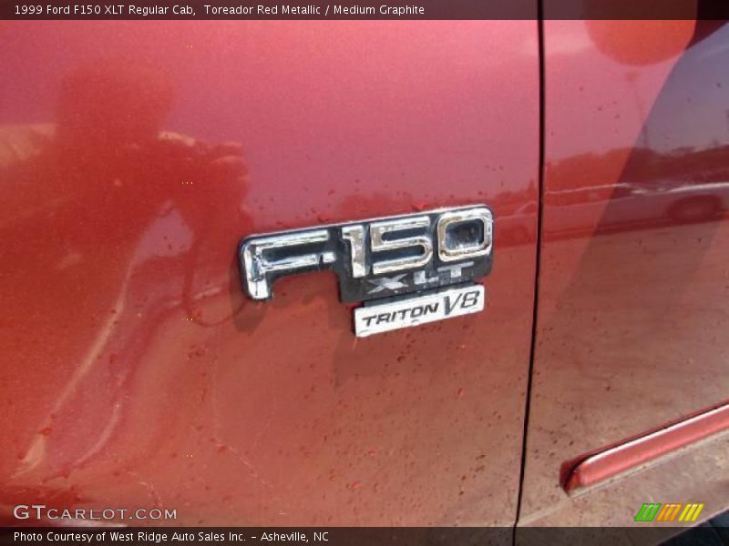  1999 F150 XLT Regular Cab Logo