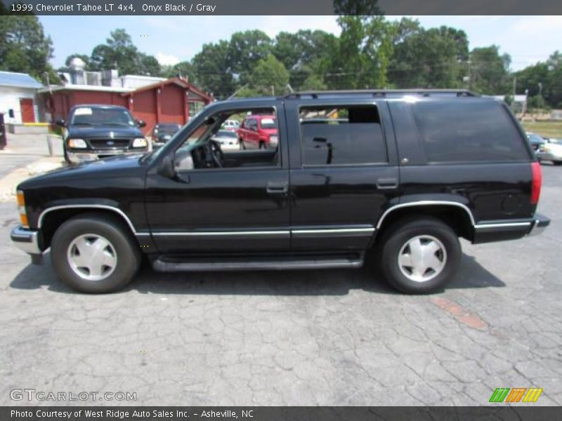 Onyx Black / Gray 1999 Chevrolet Tahoe LT 4x4
