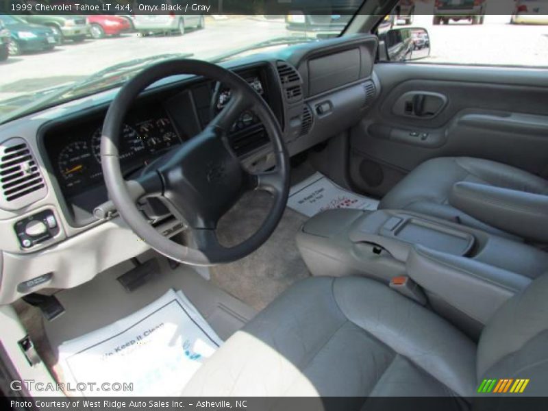 Onyx Black / Gray 1999 Chevrolet Tahoe LT 4x4