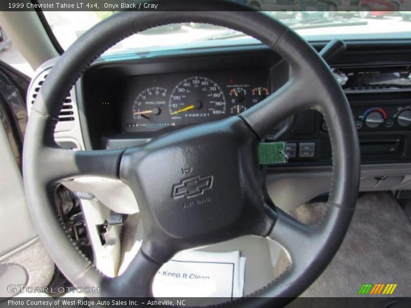 Onyx Black / Gray 1999 Chevrolet Tahoe LT 4x4