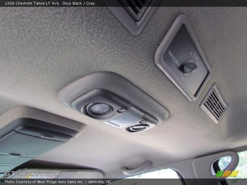Onyx Black / Gray 1999 Chevrolet Tahoe LT 4x4