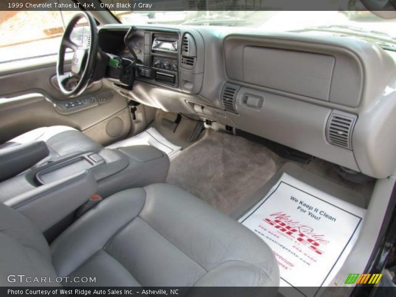 Onyx Black / Gray 1999 Chevrolet Tahoe LT 4x4