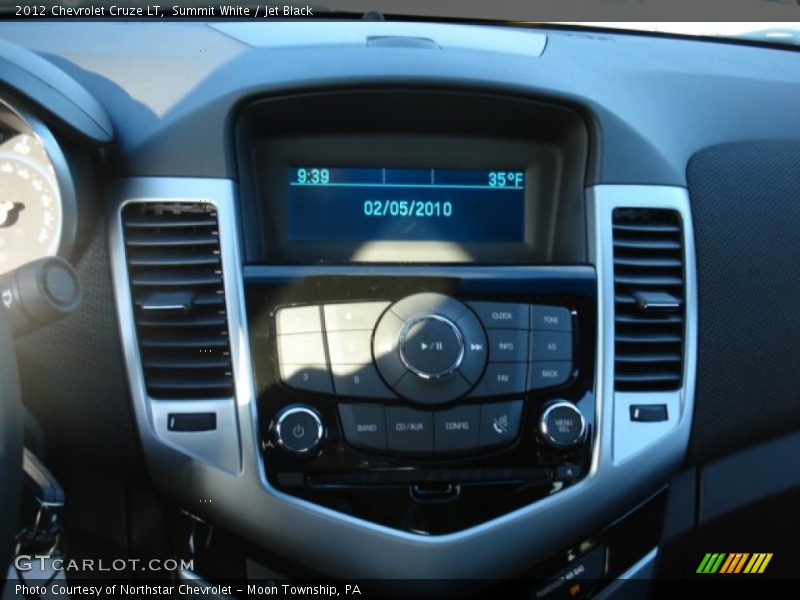 Summit White / Jet Black 2012 Chevrolet Cruze LT