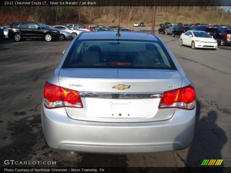 Silver Ice Metallic / Jet Black 2012 Chevrolet Cruze LT