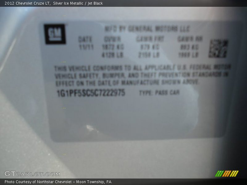 Silver Ice Metallic / Jet Black 2012 Chevrolet Cruze LT