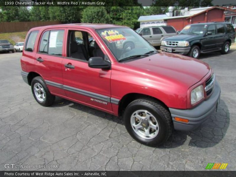 Wildfire Red / Medium Gray 1999 Chevrolet Tracker 4x4