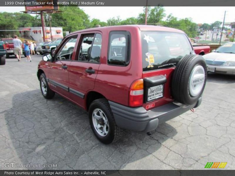 Wildfire Red / Medium Gray 1999 Chevrolet Tracker 4x4