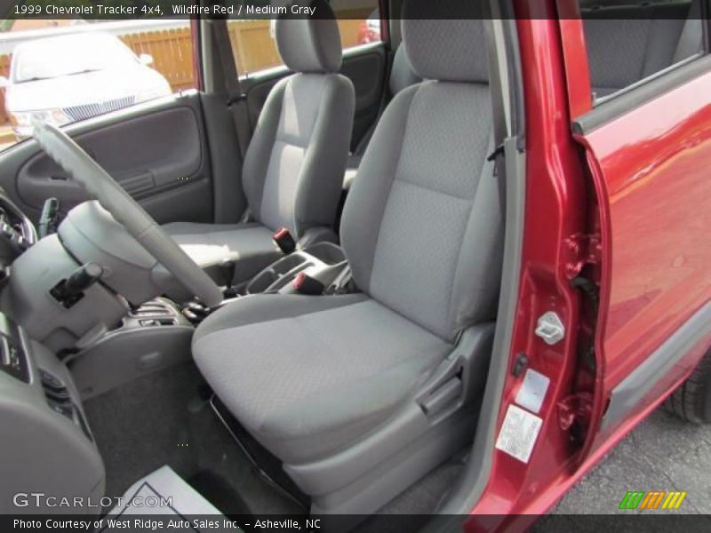 Wildfire Red / Medium Gray 1999 Chevrolet Tracker 4x4