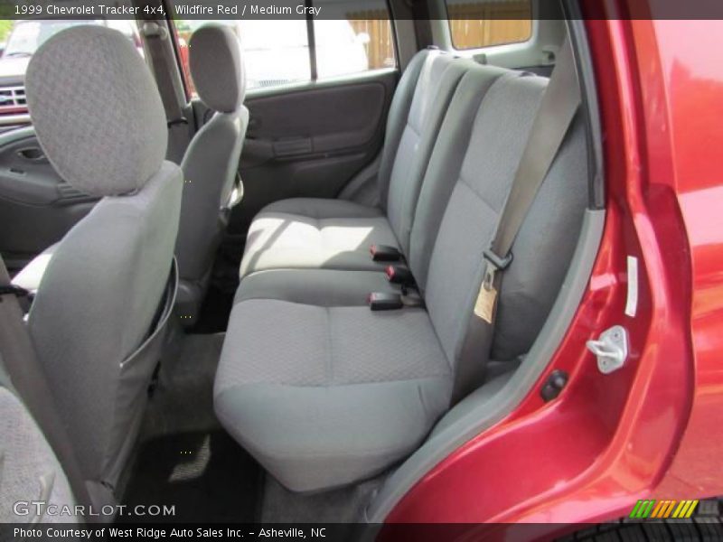 Wildfire Red / Medium Gray 1999 Chevrolet Tracker 4x4