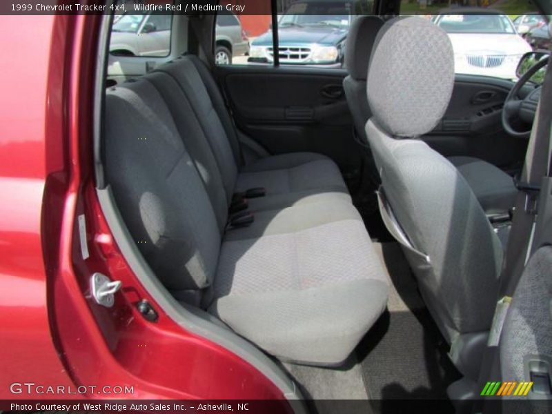 Wildfire Red / Medium Gray 1999 Chevrolet Tracker 4x4