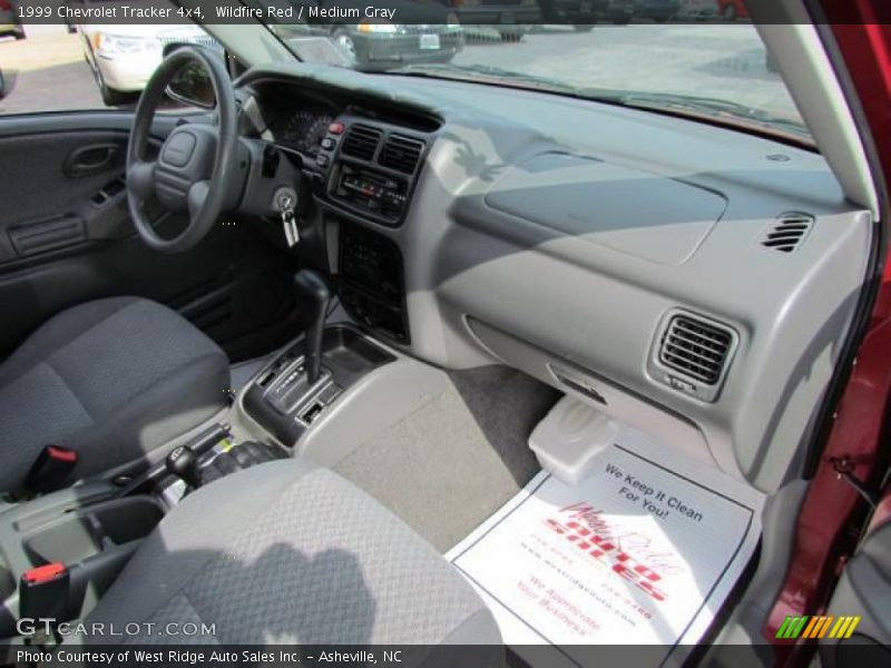 Wildfire Red / Medium Gray 1999 Chevrolet Tracker 4x4