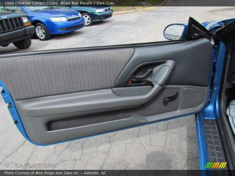 Door Panel of 1999 Camaro Coupe
