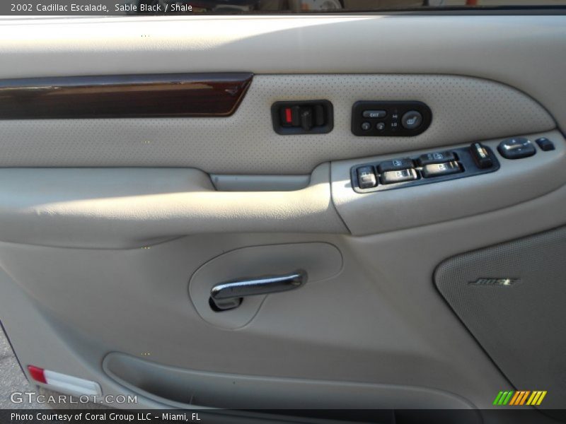 Sable Black / Shale 2002 Cadillac Escalade