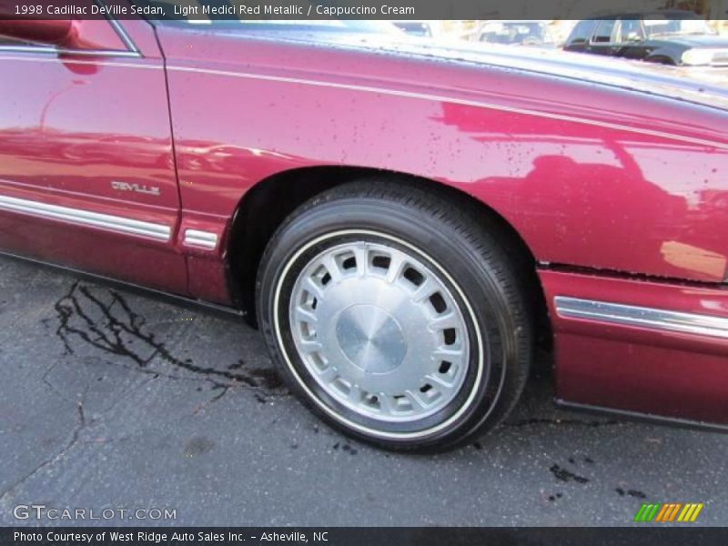 Light Medici Red Metallic / Cappuccino Cream 1998 Cadillac DeVille Sedan