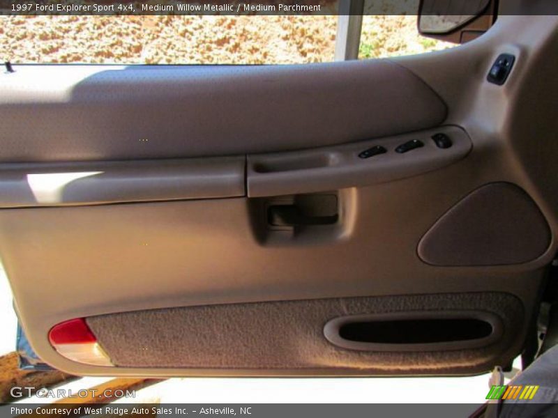 Medium Willow Metallic / Medium Parchment 1997 Ford Explorer Sport 4x4