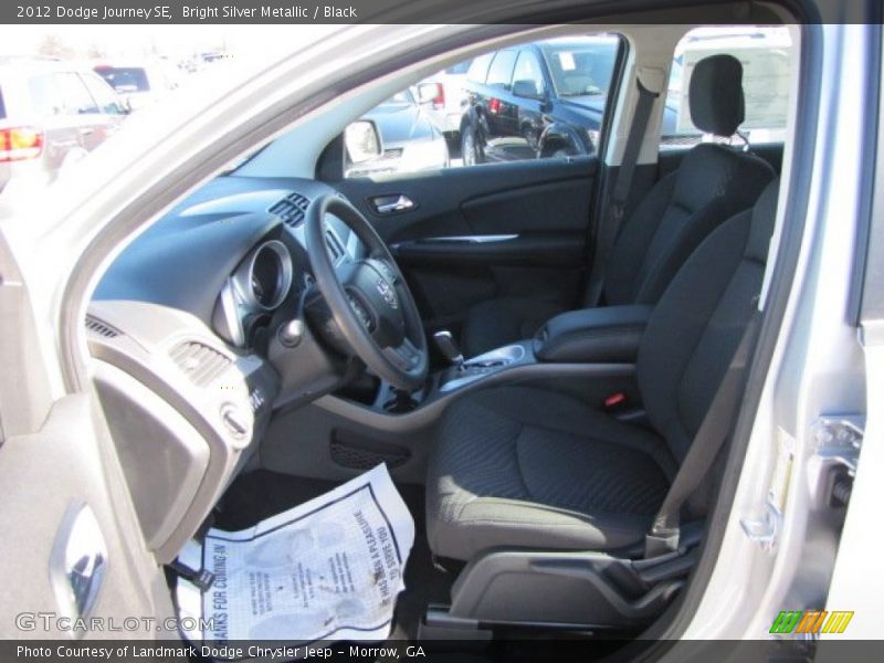 Bright Silver Metallic / Black 2012 Dodge Journey SE