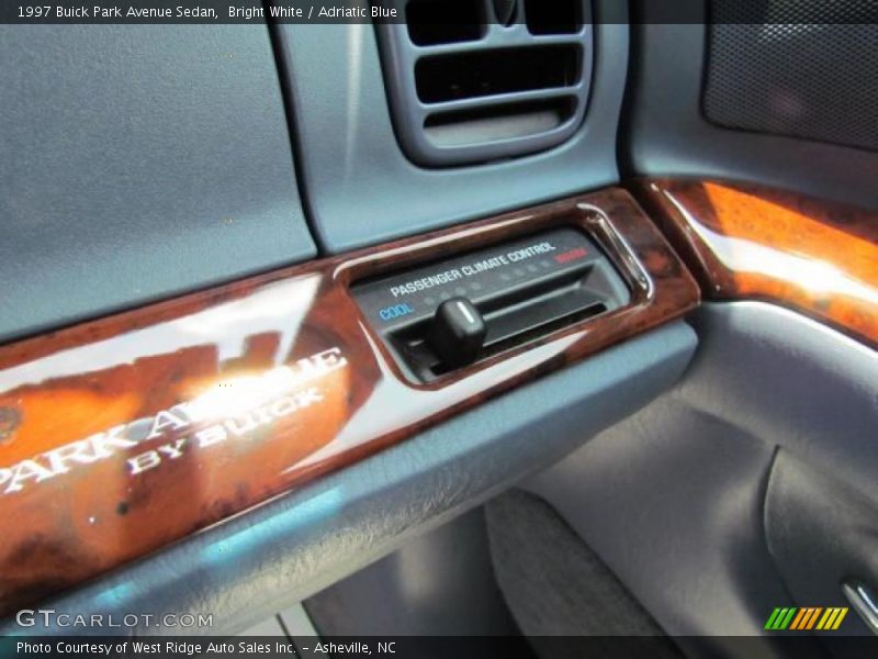 Bright White / Adriatic Blue 1997 Buick Park Avenue Sedan