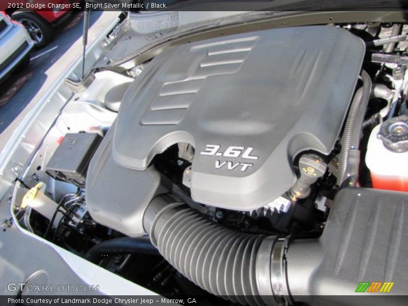 Bright Silver Metallic / Black 2012 Dodge Charger SE