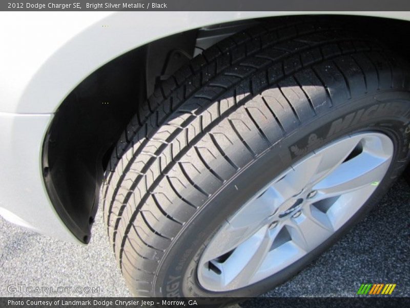 Bright Silver Metallic / Black 2012 Dodge Charger SE