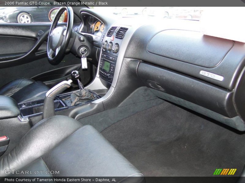 Dashboard of 2006 GTO Coupe