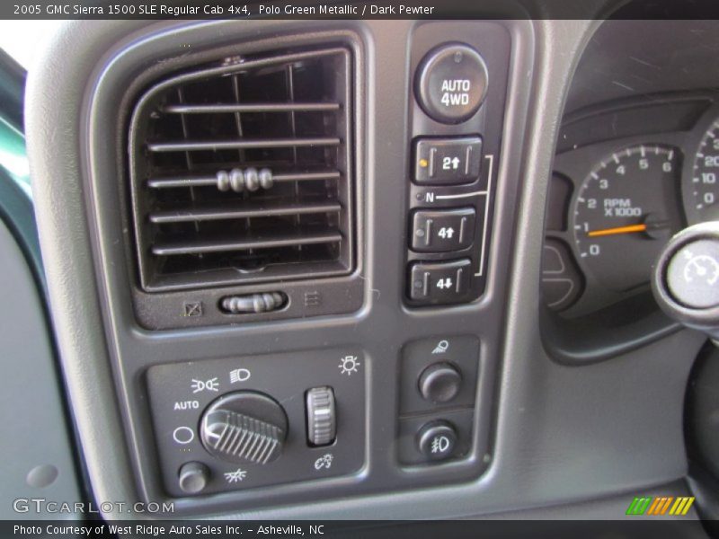 Polo Green Metallic / Dark Pewter 2005 GMC Sierra 1500 SLE Regular Cab 4x4
