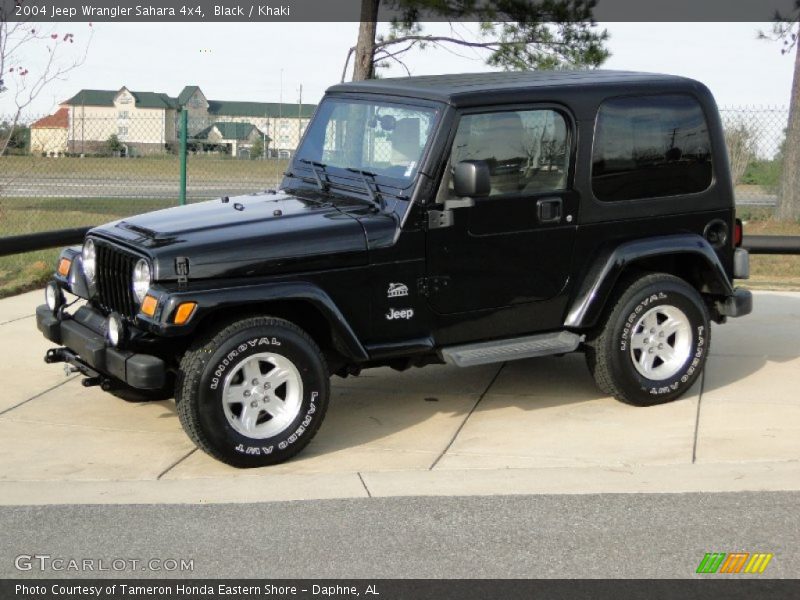 Black / Khaki 2004 Jeep Wrangler Sahara 4x4