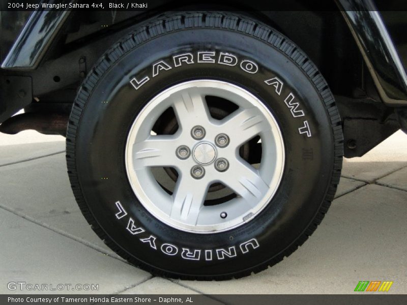 Black / Khaki 2004 Jeep Wrangler Sahara 4x4
