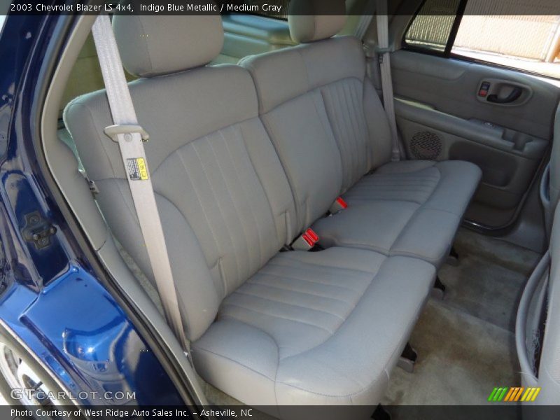 Indigo Blue Metallic / Medium Gray 2003 Chevrolet Blazer LS 4x4