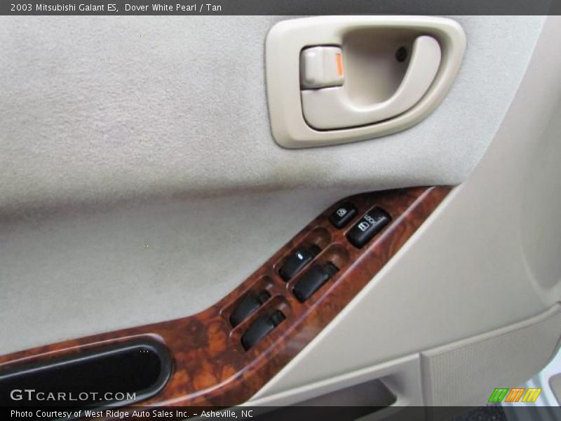 Dover White Pearl / Tan 2003 Mitsubishi Galant ES