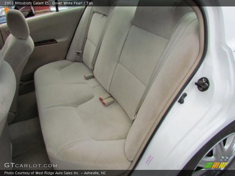 Dover White Pearl / Tan 2003 Mitsubishi Galant ES
