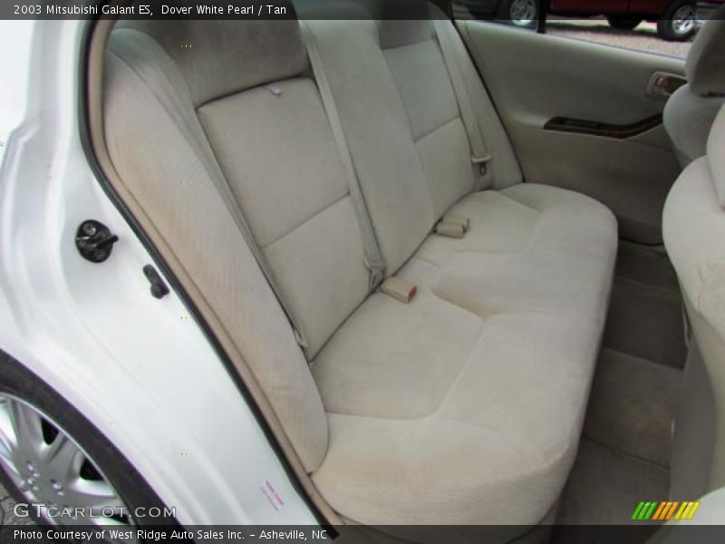 Dover White Pearl / Tan 2003 Mitsubishi Galant ES