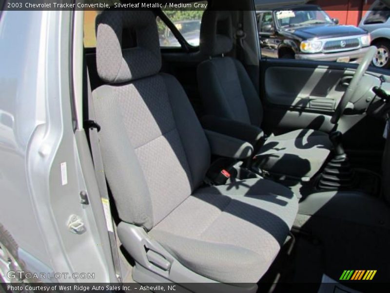 Silverleaf Metallic / Medium Gray 2003 Chevrolet Tracker Convertible