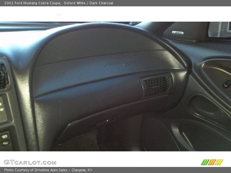 Oxford White / Dark Charcoal 2001 Ford Mustang Cobra Coupe