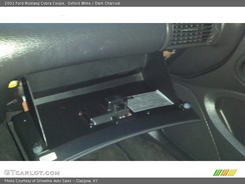 Oxford White / Dark Charcoal 2001 Ford Mustang Cobra Coupe