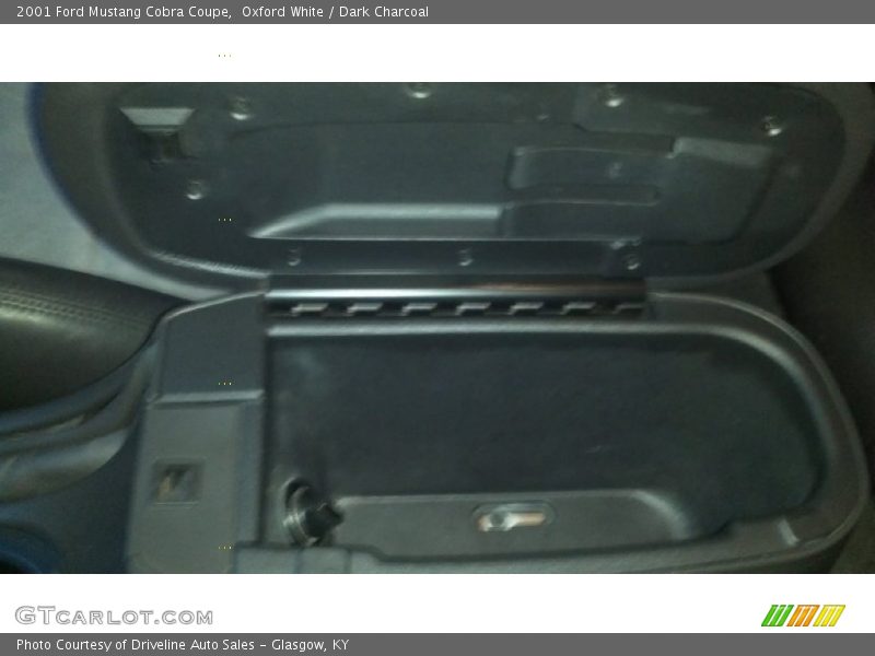 Oxford White / Dark Charcoal 2001 Ford Mustang Cobra Coupe