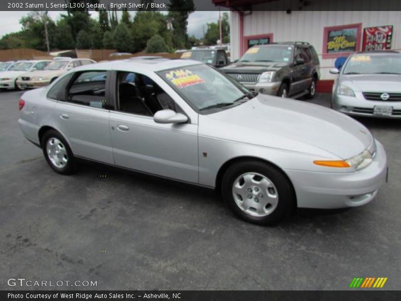 Bright Silver / Black 2002 Saturn L Series L300 Sedan