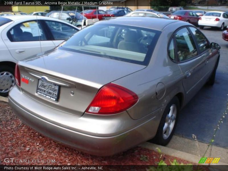 Arizona Beige Metallic / Medium Graphite 2002 Ford Taurus SES