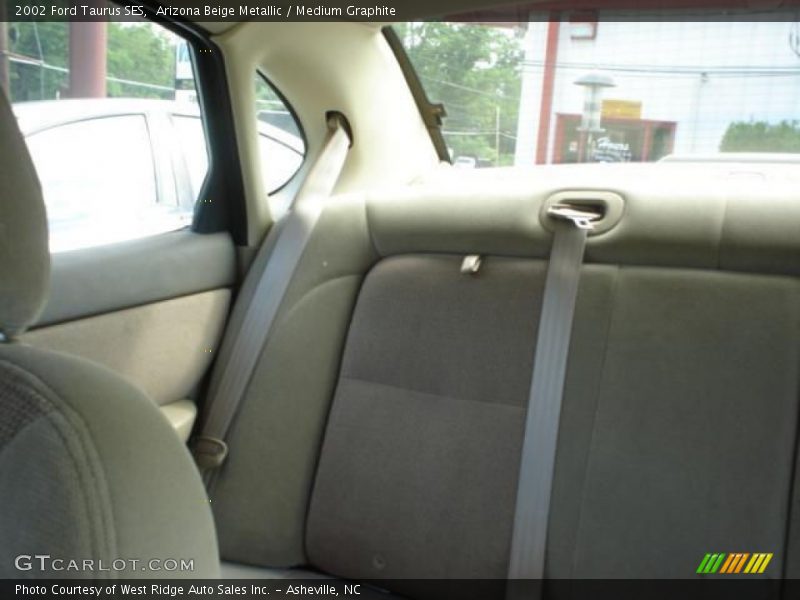 Arizona Beige Metallic / Medium Graphite 2002 Ford Taurus SES