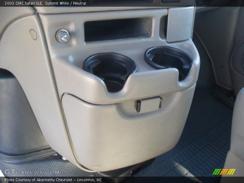 Summit White / Neutral 2003 GMC Safari SLE