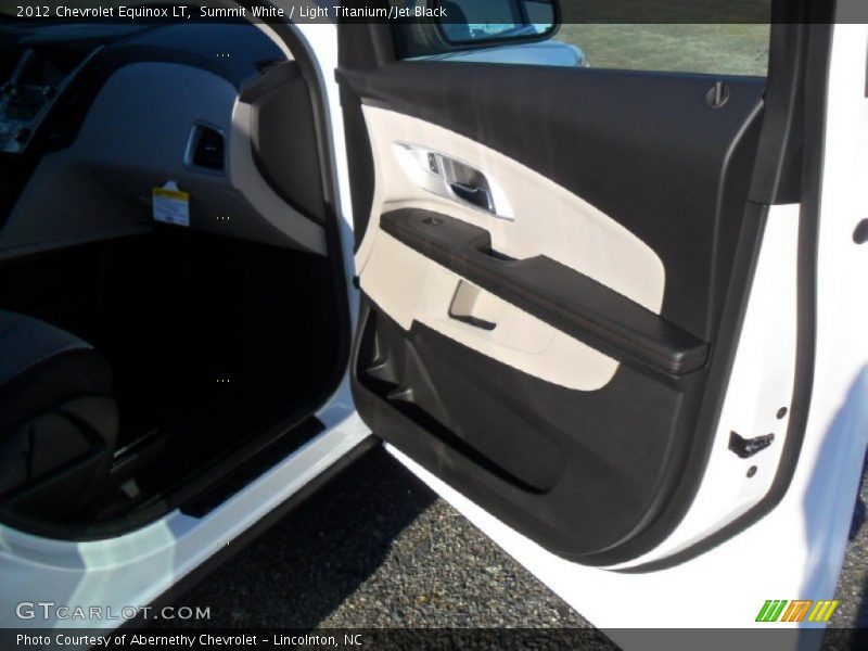 Summit White / Light Titanium/Jet Black 2012 Chevrolet Equinox LT