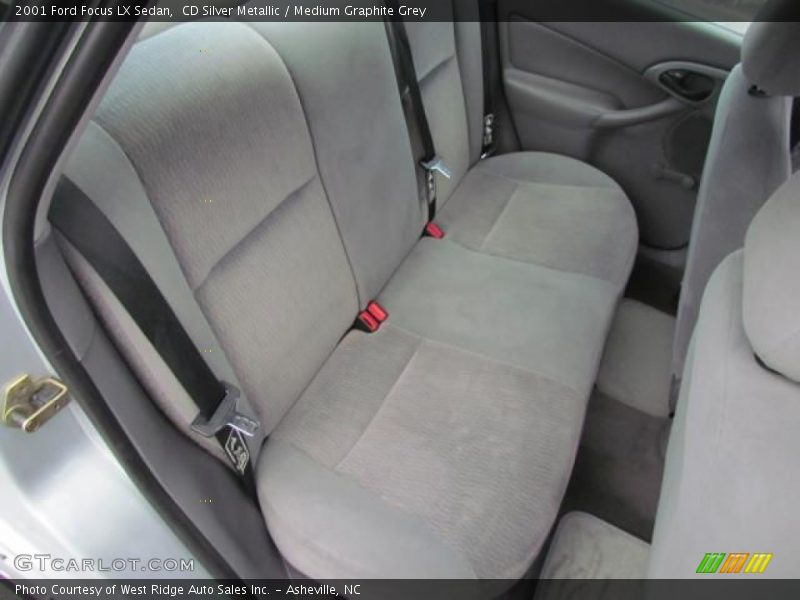 CD Silver Metallic / Medium Graphite Grey 2001 Ford Focus LX Sedan