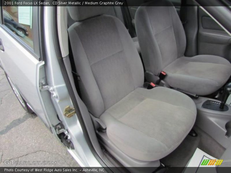 CD Silver Metallic / Medium Graphite Grey 2001 Ford Focus LX Sedan