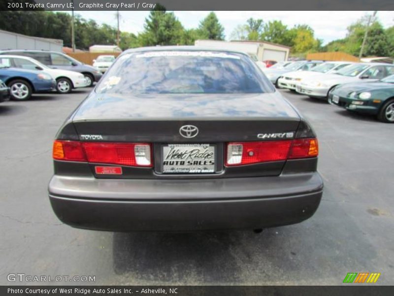 Graphite Gray Pearl / Gray 2001 Toyota Camry LE